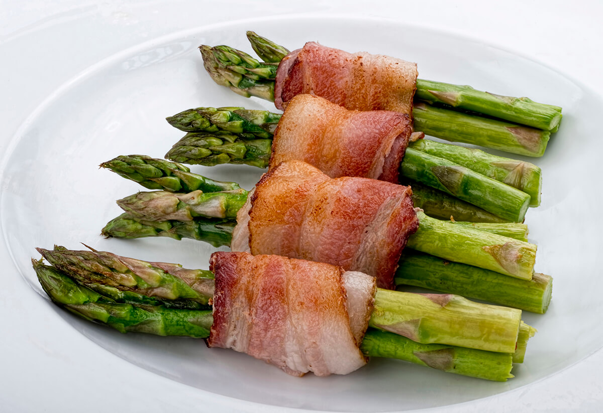Add an easy side of bacon wrapped asparagus to your holiday meal